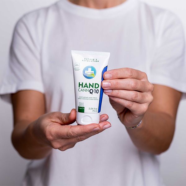 Handcann2_27935-17810